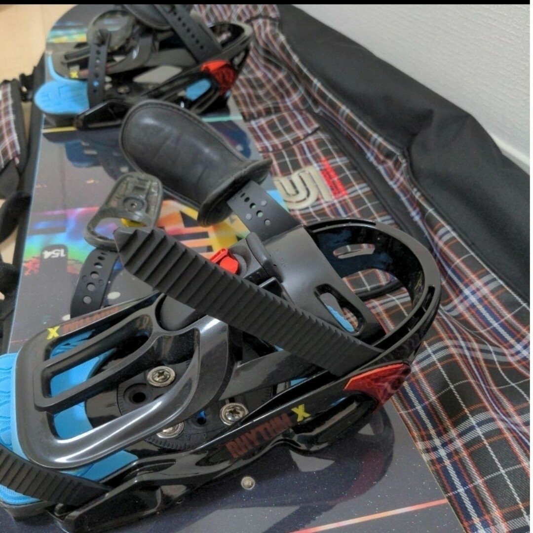 SALOMON(サロモン)のサロモン　スノーボード　シークエンス 154　バインディング　サイズS スポーツ/アウトドアのスノーボード(ボード)の商品写真