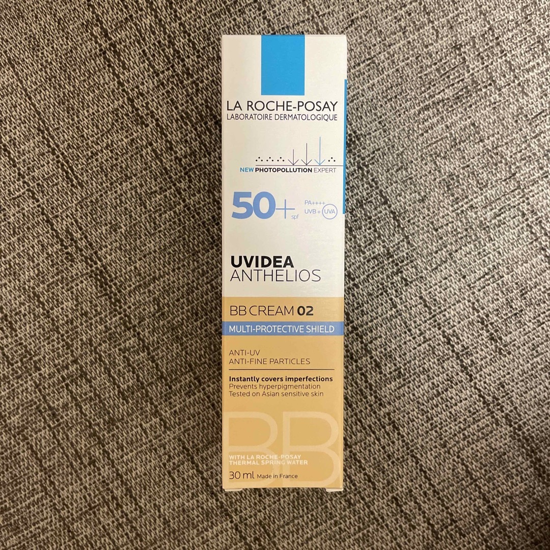 LA ROCHE-POSAY(ラロッシュポゼ)の国内販売品◇ ラロッシュポゼ　UVイデア プロテクション BB 02 ナチュラル コスメ/美容のベースメイク/化粧品(BBクリーム)の商品写真