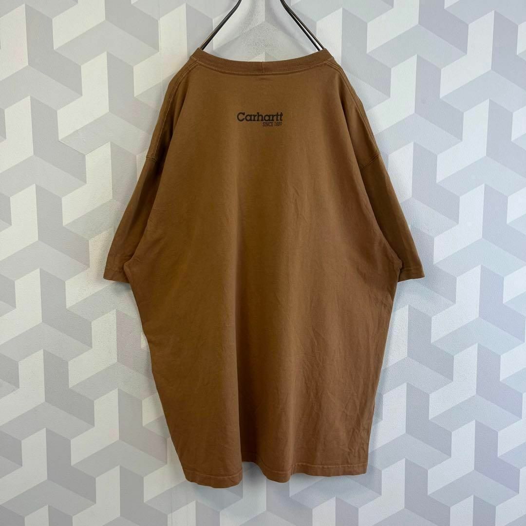 carhartt(カーハート)の【カーハート】旧ロゴ XL ビッグプリント Tシャツ 茶ブラウンCarhartt メンズのトップス(Tシャツ/カットソー(半袖/袖なし))の商品写真