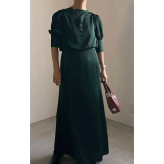 アメリヴィンテージ(Ameri VINTAGE)のDECOLLETE LACE EMPIRE DRESS(ロングドレス)