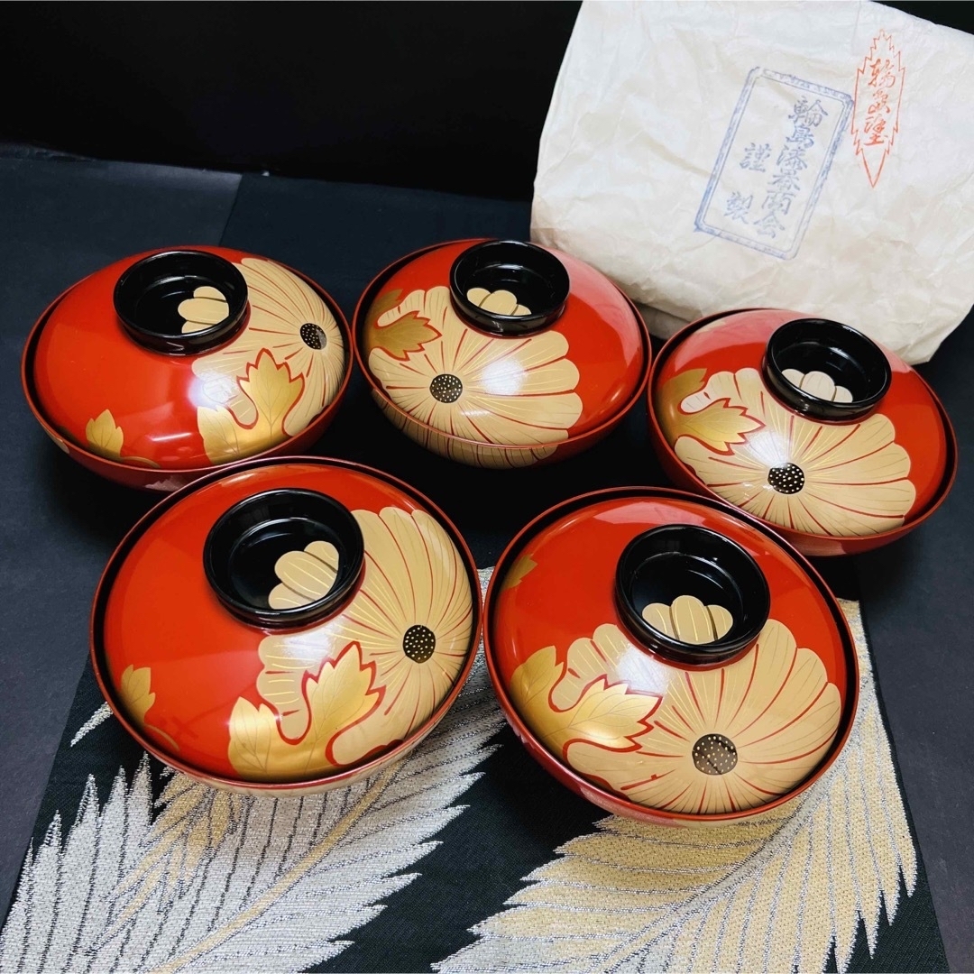 お気に入り 漆器 輪島塗 木製 蒔絵 溜塗 吸物椀 蓋付椀 汁椀 10客 工芸 お気に入り 漆器 輪島塗 木製 蒔絵 溜塗 吸物椀 蓋付椀 汁椀 10客 工芸