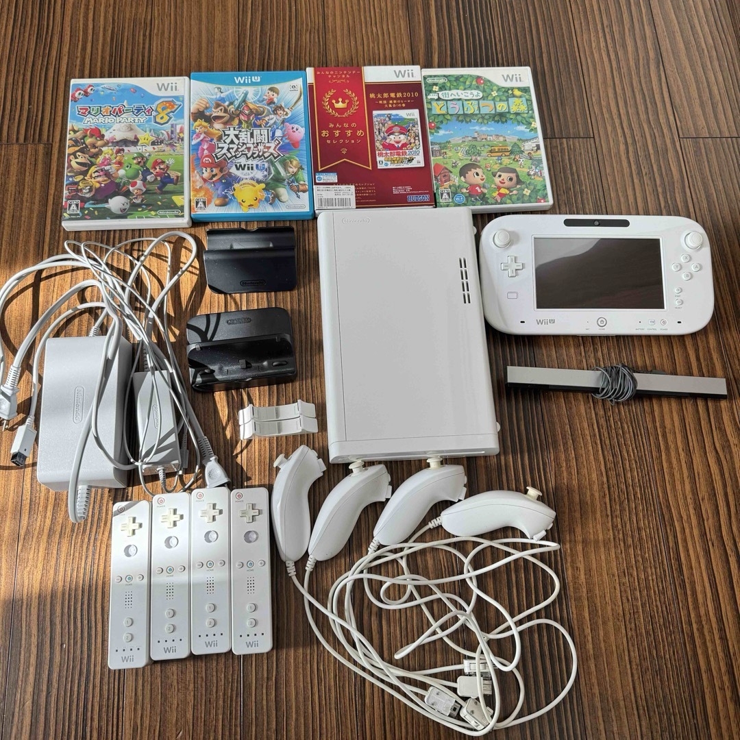 Wii U 本体/ソフト9本/リモコン1個/ヌンチャク2個/他 - テレビ Wii U 本体/ソフト9本/リモコン1個/ヌンチャク2個/他 - テレビ