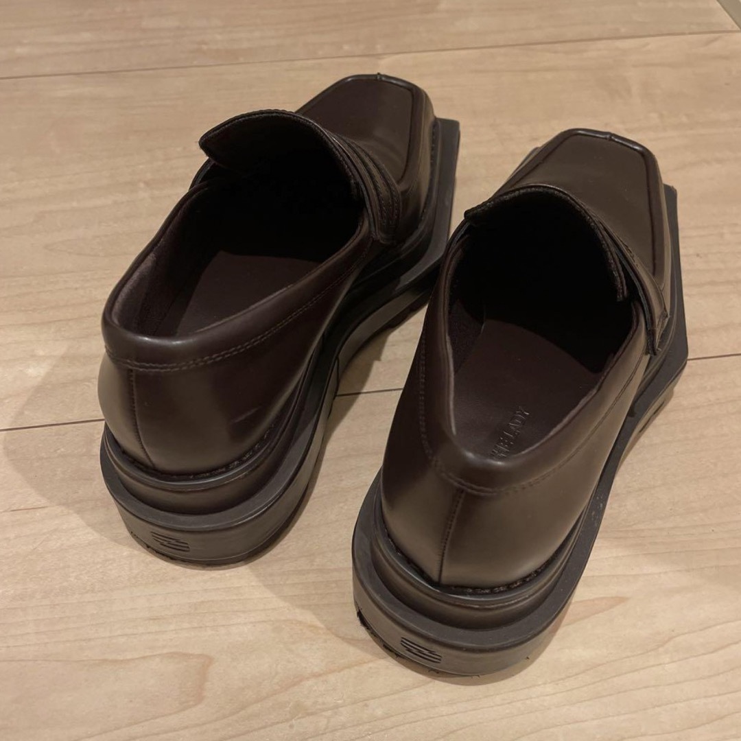 melt the lady square loafer