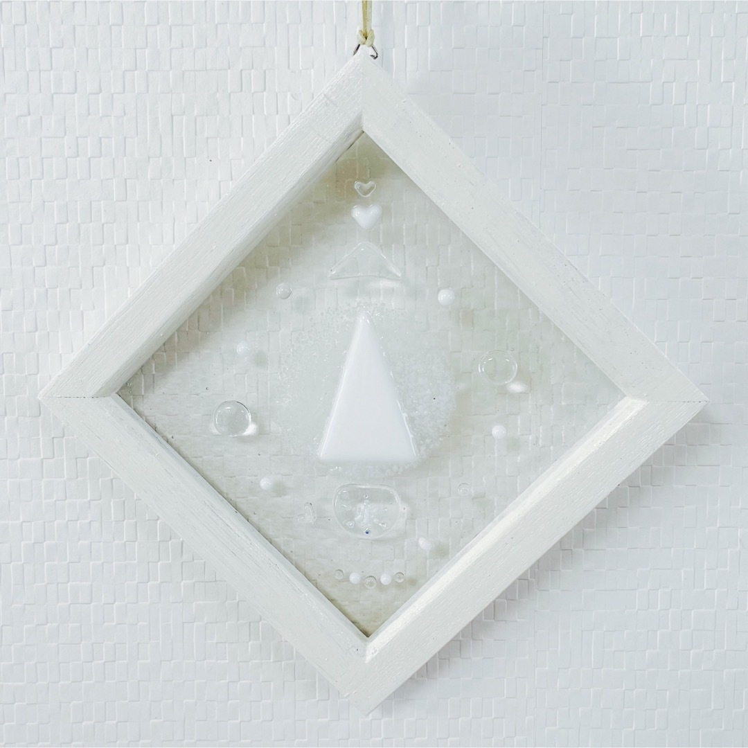 真っ白なガラスのクリスマスパネル インテリア/住まい/日用品のインテリア小物(その他)の商品写真