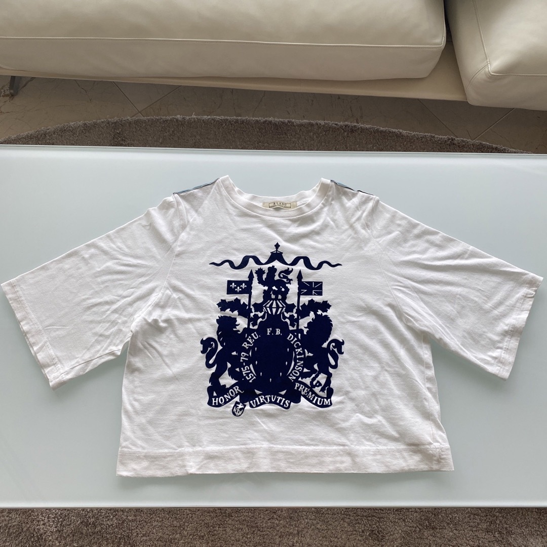 blanc basque(ブランバスク)の【格安・難アリ】blanc basque こだわりのつまった デザインTシャツ レディースのトップス(シャツ/ブラウス(半袖/袖なし))の商品写真