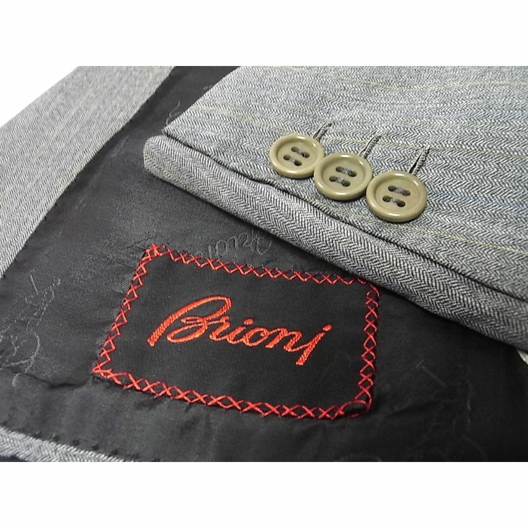 Brioni(ブリオーニ)のsize52☆極美品☆ブリオーニ Brioni ２釦スーツ グレー系ストライプ メンズのスーツ(セットアップ)の商品写真