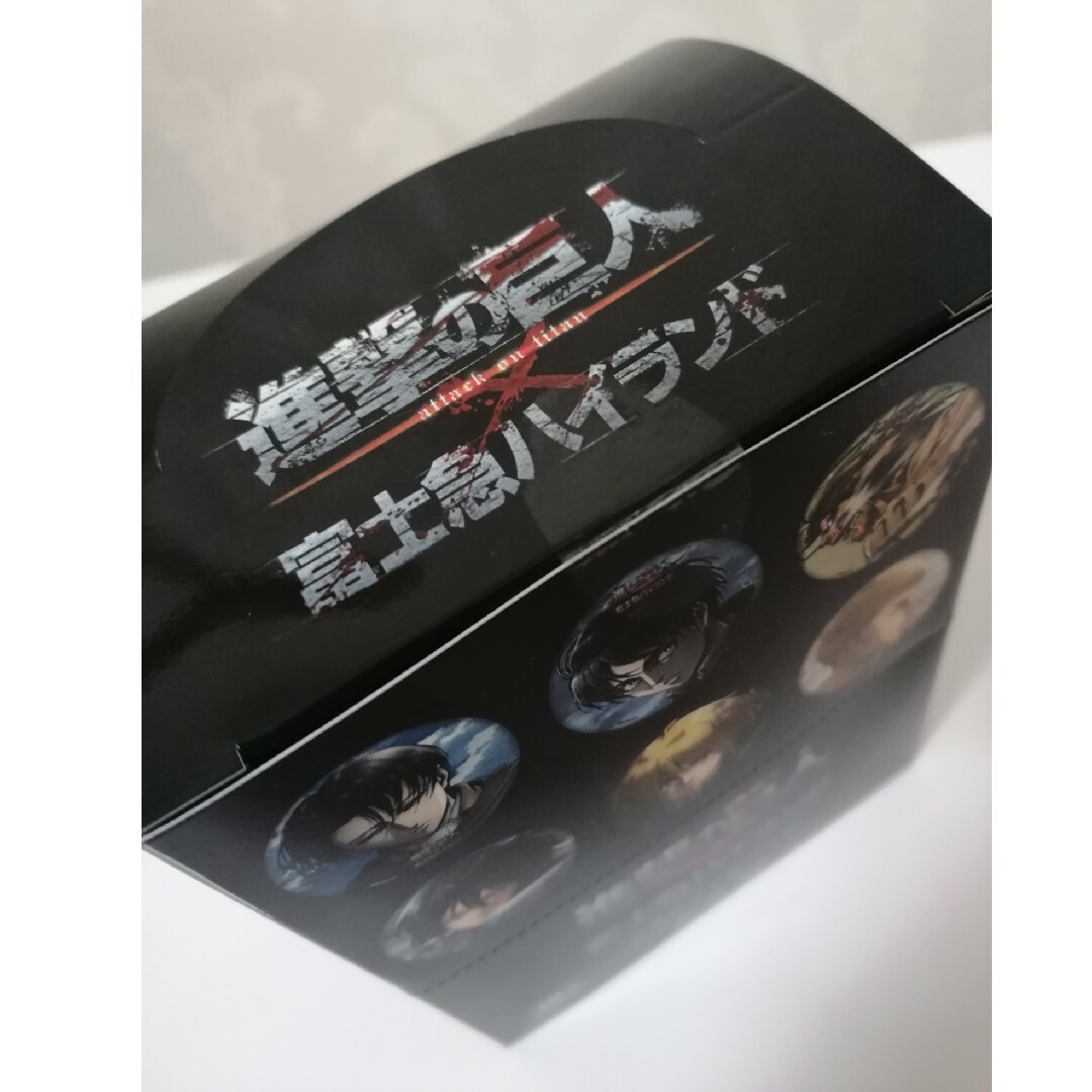 進撃の巨人 富士急ハイランド限定 缶バッジ コンプリートBOX リヴァイ エレン