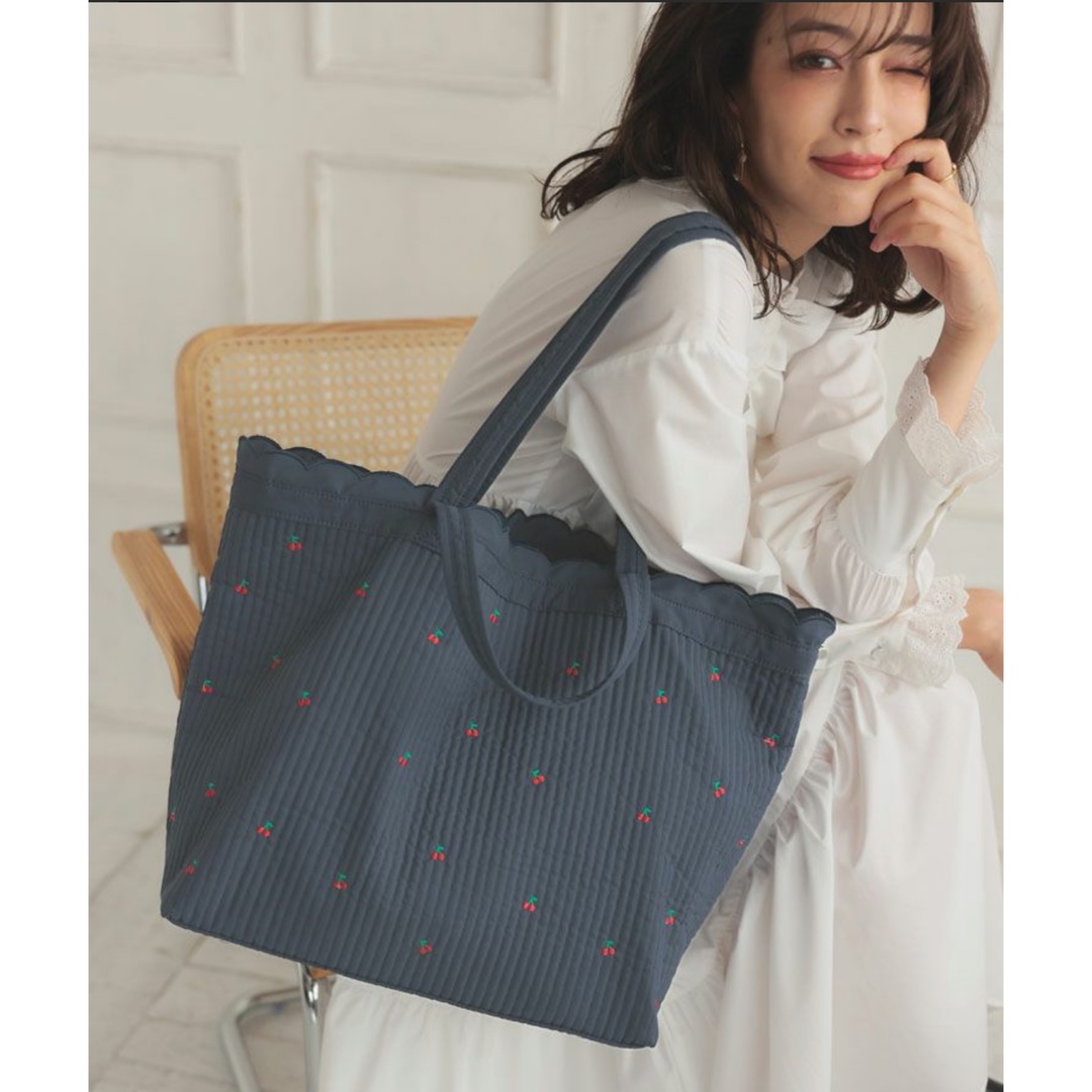 値下げ】日本未発売 Fendi マザーズバッグ 未使用おむつ替えシート付き- 値下げ】日本未発売 Fendi マザーズバッグ 未使用おむつ替えシート付き-