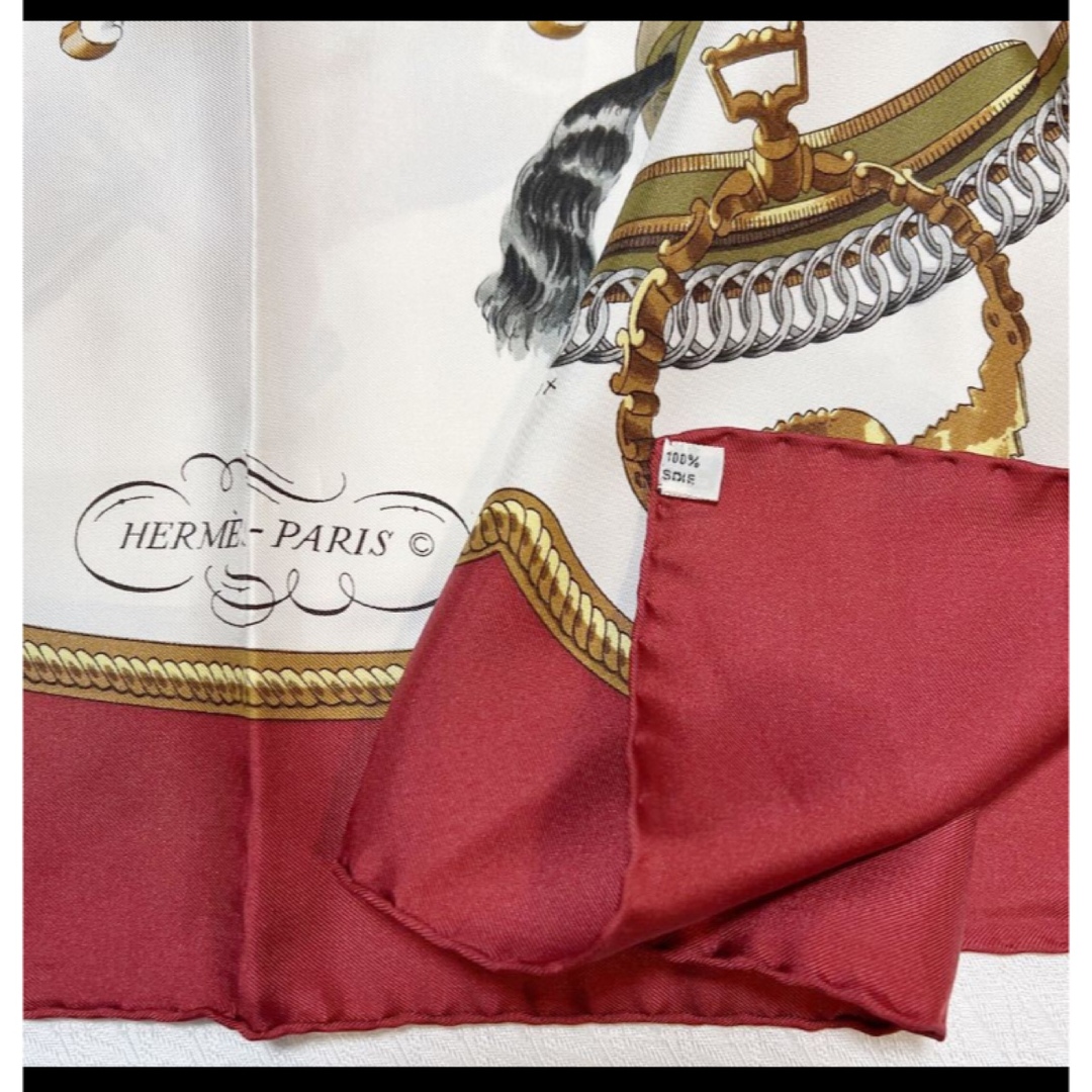 Hermes(エルメス)の【要コメント】HELMESカレスカーフ　90X90　REPRISE乗馬風景 レディースのファッション小物(バンダナ/スカーフ)の商品写真