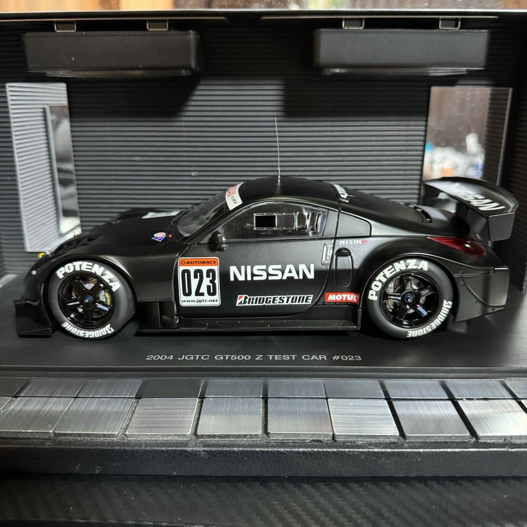AUTOart - 未展示品 オート-アート1/18フェアレディZ 2004 JGTC AUTOart - 未展示品 オート-アート1/18フェアレディZ 2004 JGTC