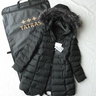 タトラス(TATRAS)の美品◎タトラス　近年モデル　ラビアナ　ロングダウンコート　フルセット！(ダウンコート)