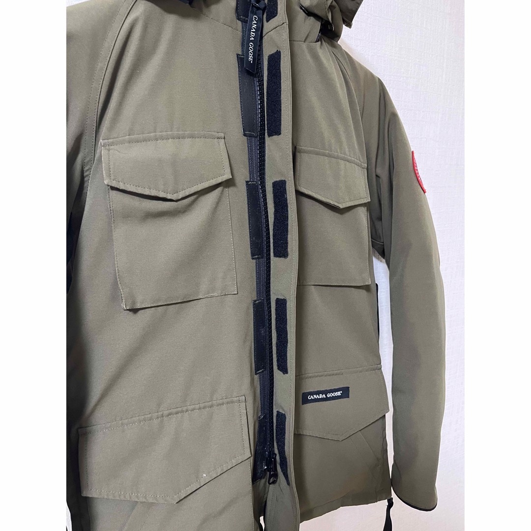 CANADA GOOSE(カナダグース)の【美品・正規品】CANADA GOOSE カムループス ダウンジャケットXS メンズのジャケット/アウター(ダウンジャケット)の商品写真