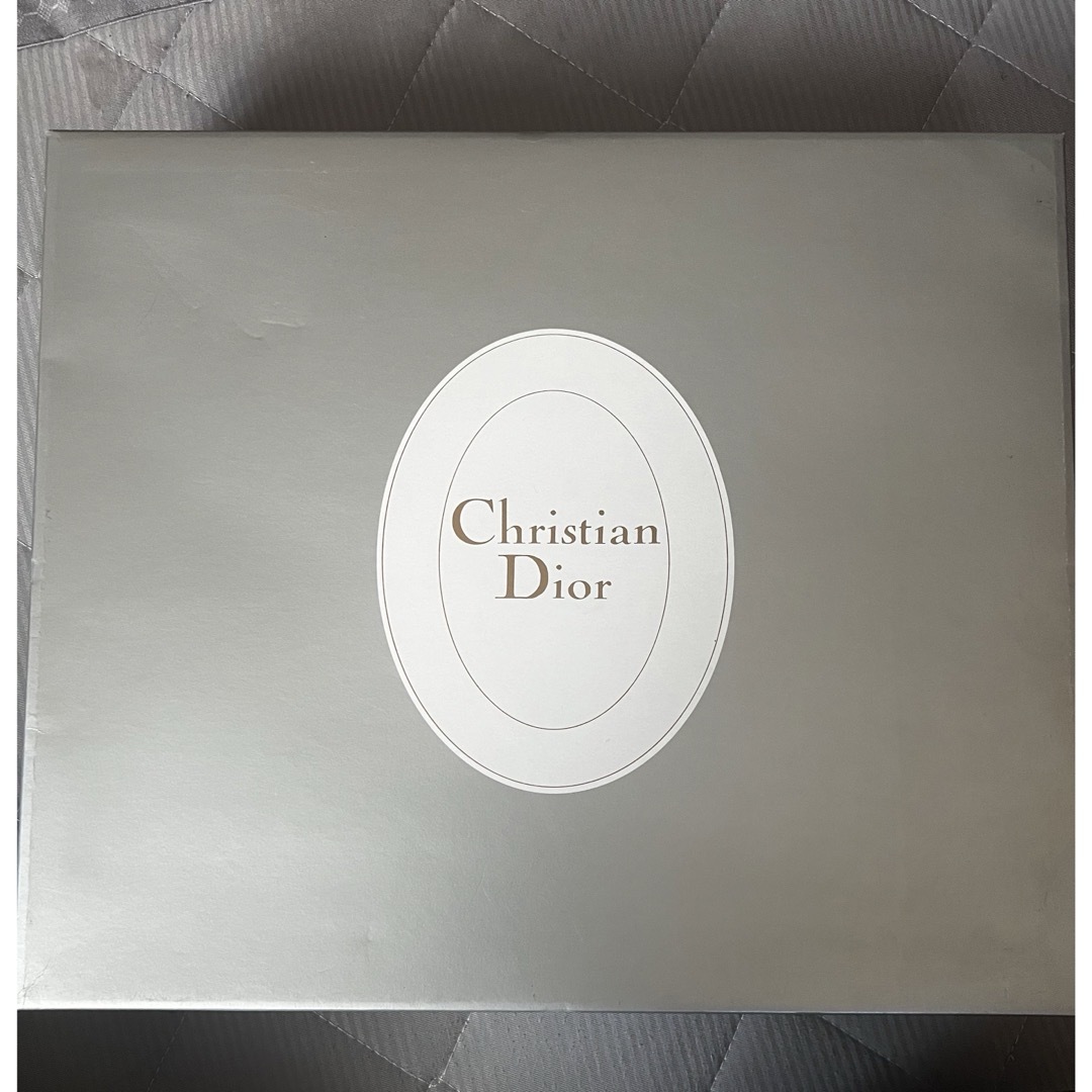 Christian Dior(クリスチャンディオール)のChristian DIOR  シーツ 新品 インテリア/住まい/日用品の寝具(シーツ/カバー)の商品写真