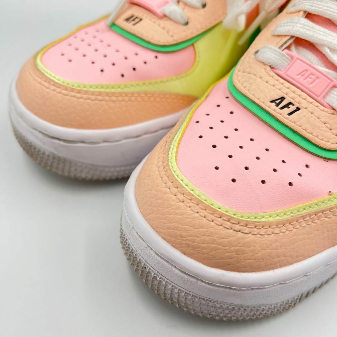 NIKE(ナイキ)のナイキ ウィメンズ AF1 シャドウ　ピンク レディースの靴/シューズ(スニーカー)の商品写真