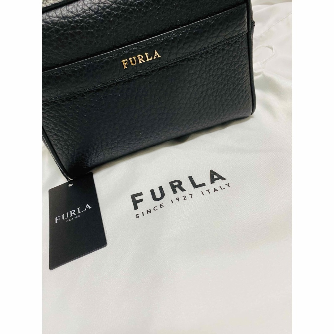 FURLA ショルダーバッグメンズ