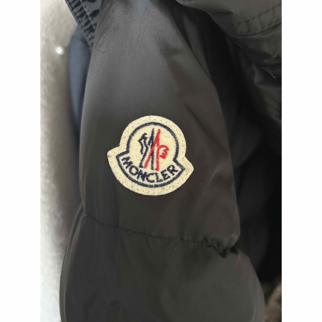 MONCLER(モンクレール)のMoncler NESEA ペプラム　ダウンジャケット レディースのジャケット/アウター(ダウンジャケット)の商品写真
