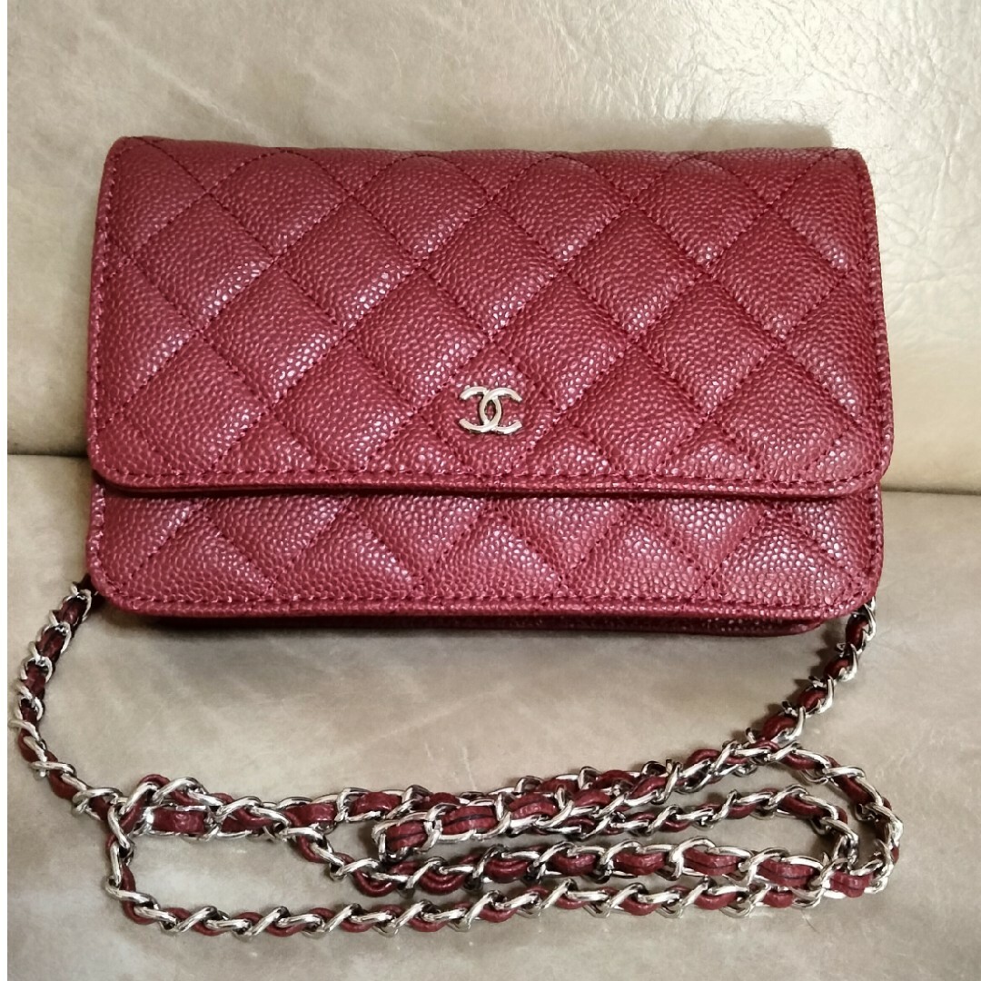 シャネル✨CHANEL♥チェーンウォレット⭐赤レッド新品未使用美品✨並行