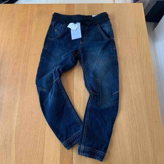 ザラキッズ(ZARA KIDS)の新品　ZARA(パンツ/スパッツ)