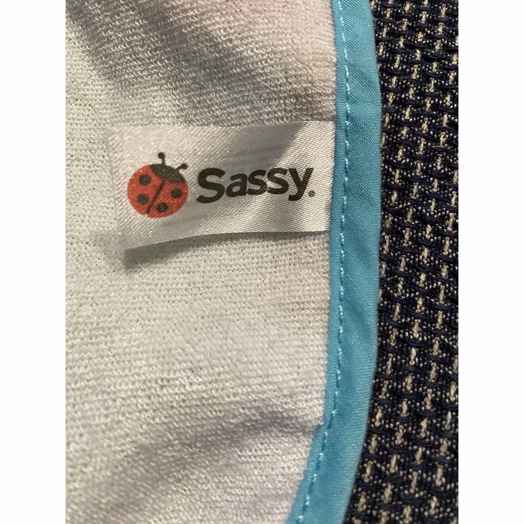 Sassy(サッシー)のSassy   スタイ  ベビー　美品　サッシー　キリン　カラフル　よだれかけ キッズ/ベビー/マタニティのこども用ファッション小物(ベビースタイ/よだれかけ)の商品写真