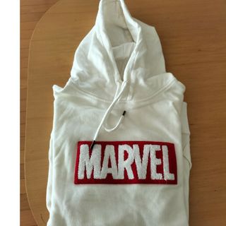 マーベル(MARVEL)のMARVEL　パーカー　Мサイズ(パーカー)