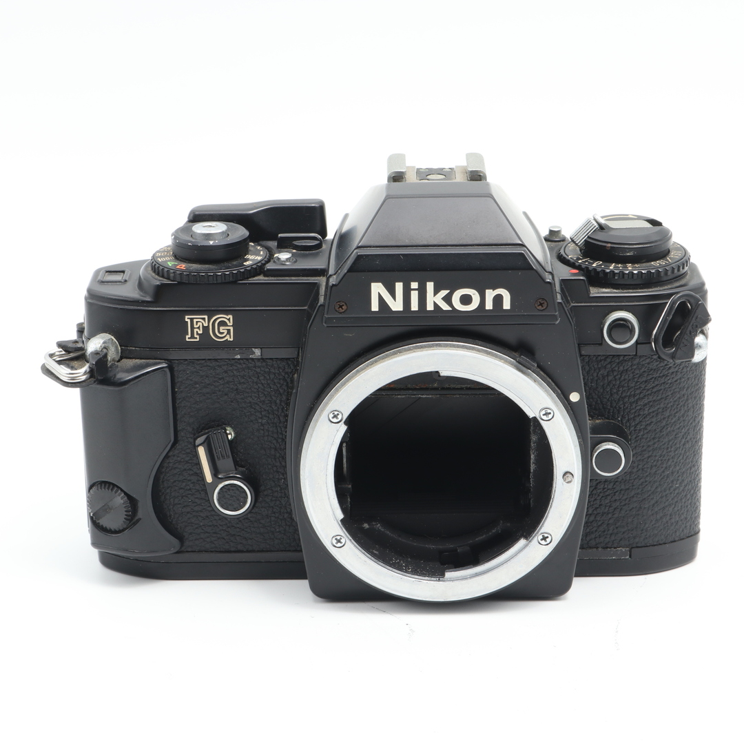 Nikon(ニコン)の【難品】Nikon FG ブラック スマホ/家電/カメラのカメラ(フィルムカメラ)の商品写真