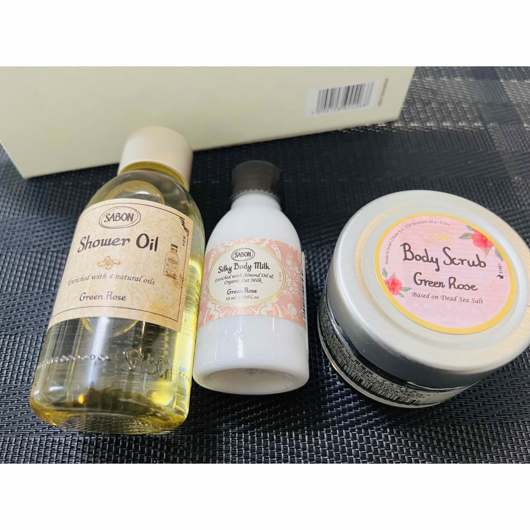 SABON(サボン)のSABON ウェルカムキット 箱なし グリーンローズ コスメ/美容のボディケア(ボディスクラブ)の商品写真