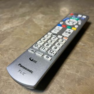 パナソニック(Panasonic)のパナソニック N2QAYB000569 TH-L19C3等　純正　テレビリモコン(その他)