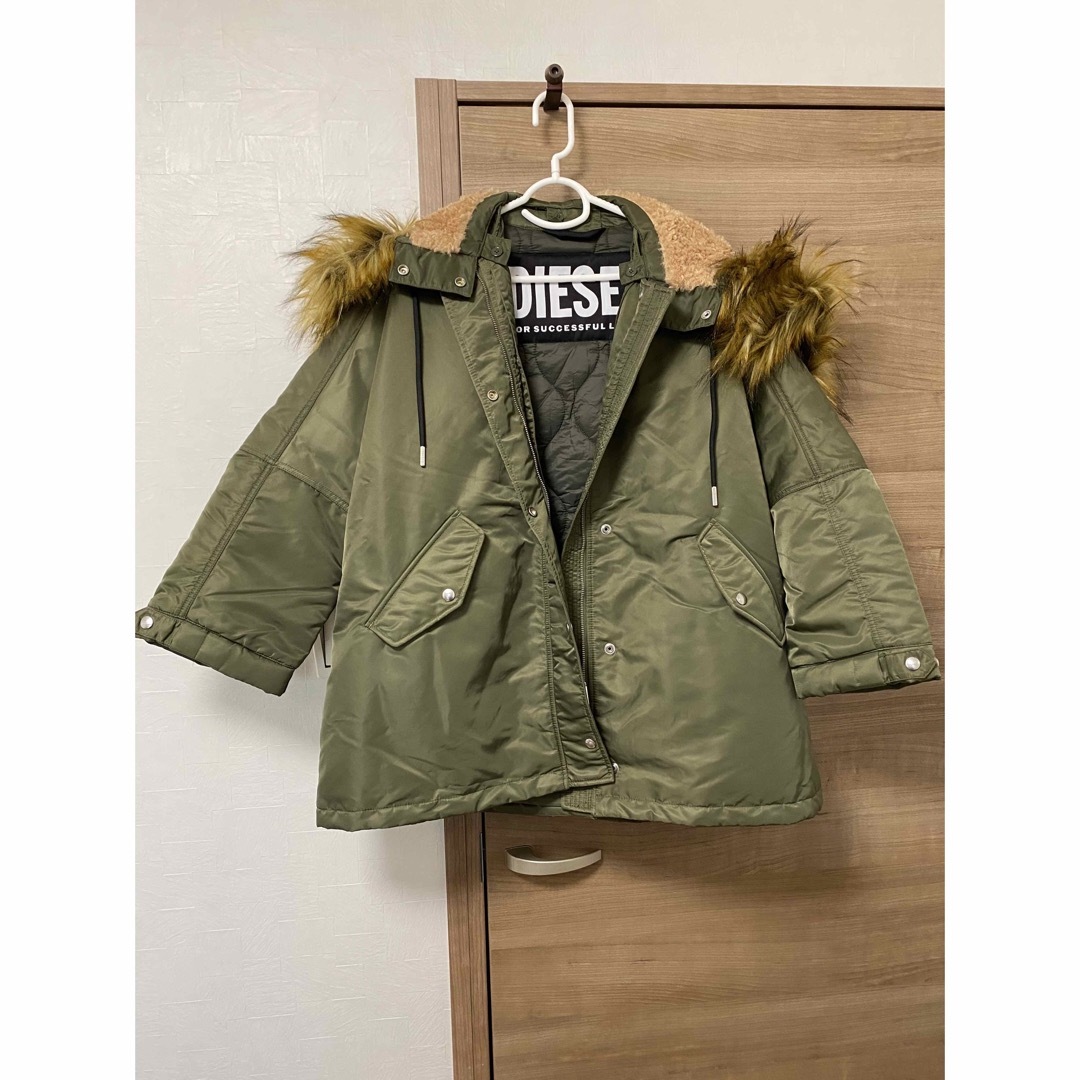 DIESEL(ディーゼル)のDIESEL ディーゼル　中綿ジャケット レディースのジャケット/アウター(その他)の商品写真