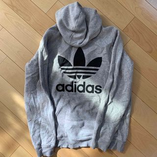 アディダス(adidas)のadidas メンズ　パーカー　グレー　L 美品(パーカー)