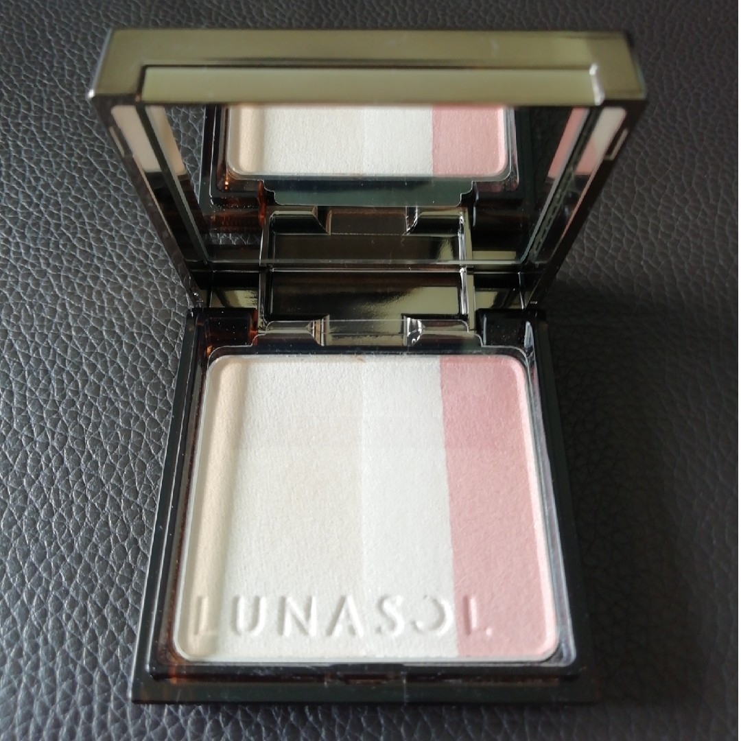 LUNASOL(ルナソル)のLUNASOL ルナソル　フェース&ブラッシュカラー　EX 01 コスメ/美容のベースメイク/化粧品(フェイスカラー)の商品写真