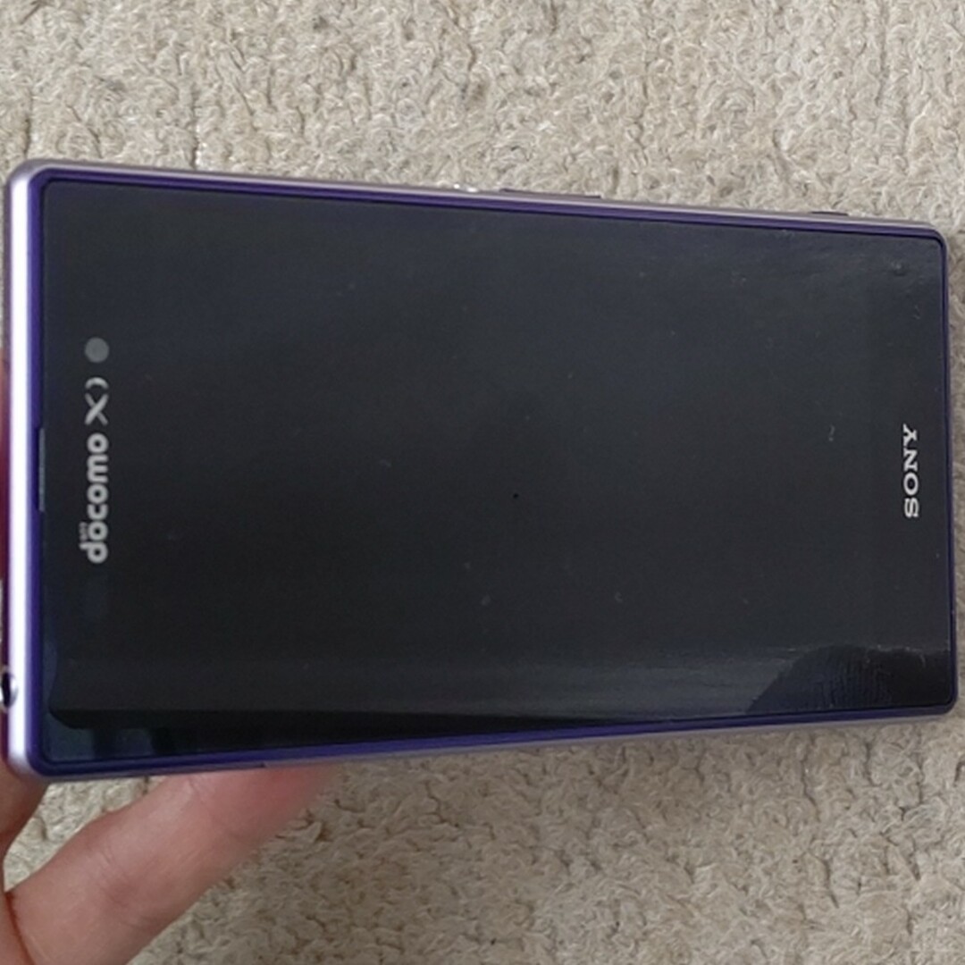 Xperia(エクスペリア)の美品 XPERIA Z1 SO-01F docomo パープル スマホ/家電/カメラのスマートフォン/携帯電話(スマートフォン本体)の商品写真