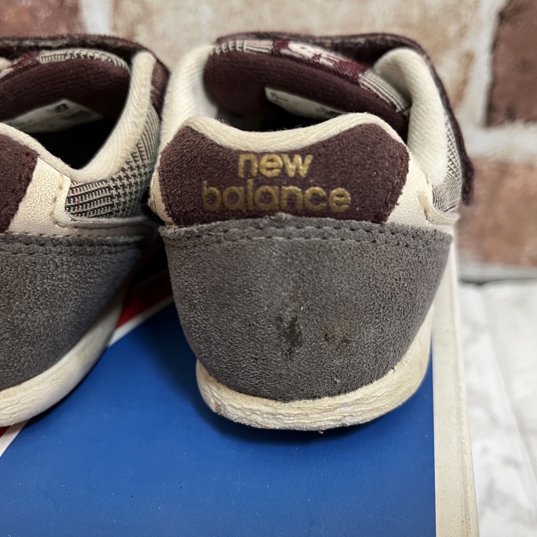 New Balance(ニューバランス)のニューバランスFS996★スニーカー　チェック　ブラウン　15cm キッズ/ベビー/マタニティのキッズ靴/シューズ(15cm~)(スニーカー)の商品写真
