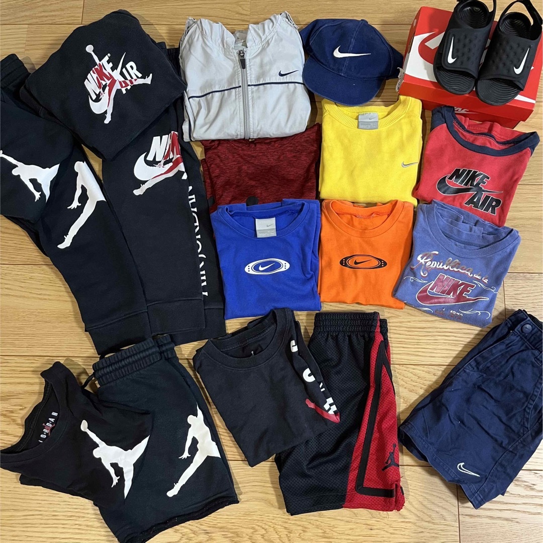 NIKE(ナイキ)のNIKE ナイキ　AIR JORDAN エアジョーダン　セット　まとめ売り　 キッズ/ベビー/マタニティのキッズ服男の子用(90cm~)(Tシャツ/カットソー)の商品写真