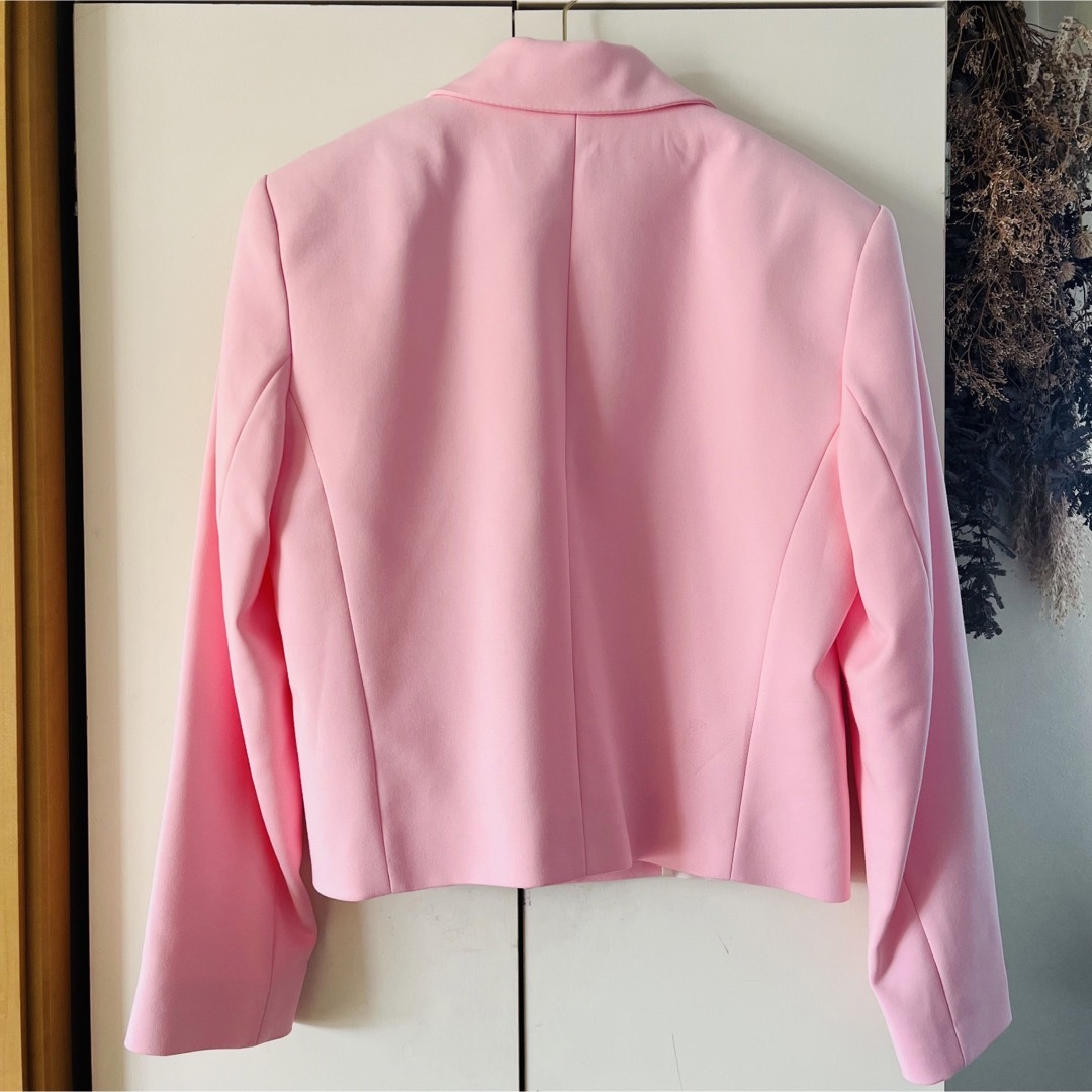 ZARA(ザラ)の【美品】ZARA ピンク ジャケット XS レディースのジャケット/アウター(ノーカラージャケット)の商品写真