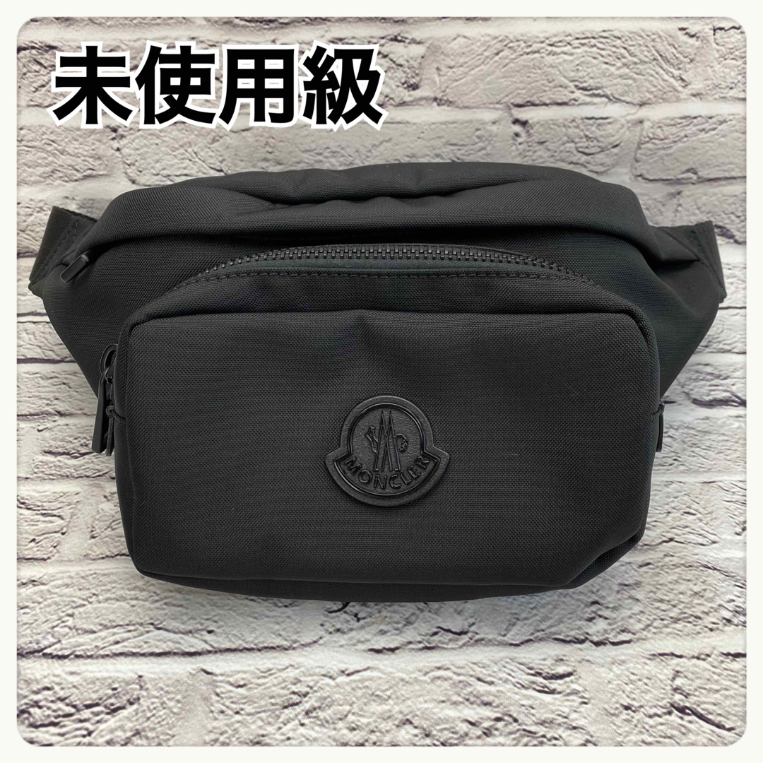 MONCLER(モンクレール)の【未使用級】モンクレール　DURANCEボディバッグ　ナイロン　ブラック　大容量 メンズのバッグ(ボディーバッグ)の商品写真