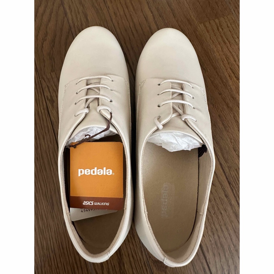 Pedala（asics）(ペダラ)のペダラ レディース 3E. 24cm レディースの靴/シューズ(ローファー/革靴)の商品写真