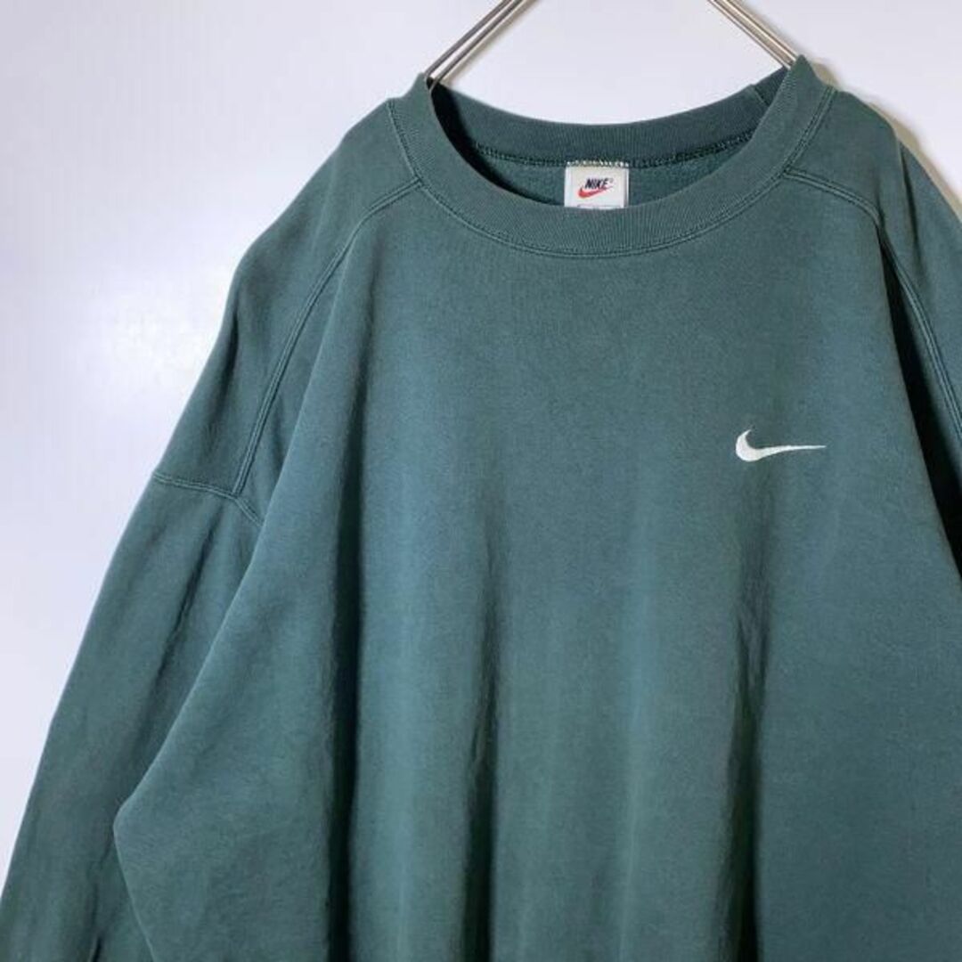 NIKE(ナイキ)の【レア】90s ナイキ 銀タグ 刺繍 スウェット 緑 XL レアカラー USA製 メンズのトップス(スウェット)の商品写真