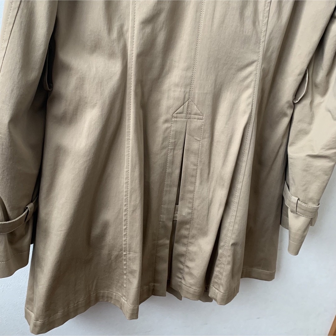 青山(アオヤマ)のトレンチコート　ベージュ　15号　取り外し可能ライナー付き レディースのジャケット/アウター(トレンチコート)の商品写真