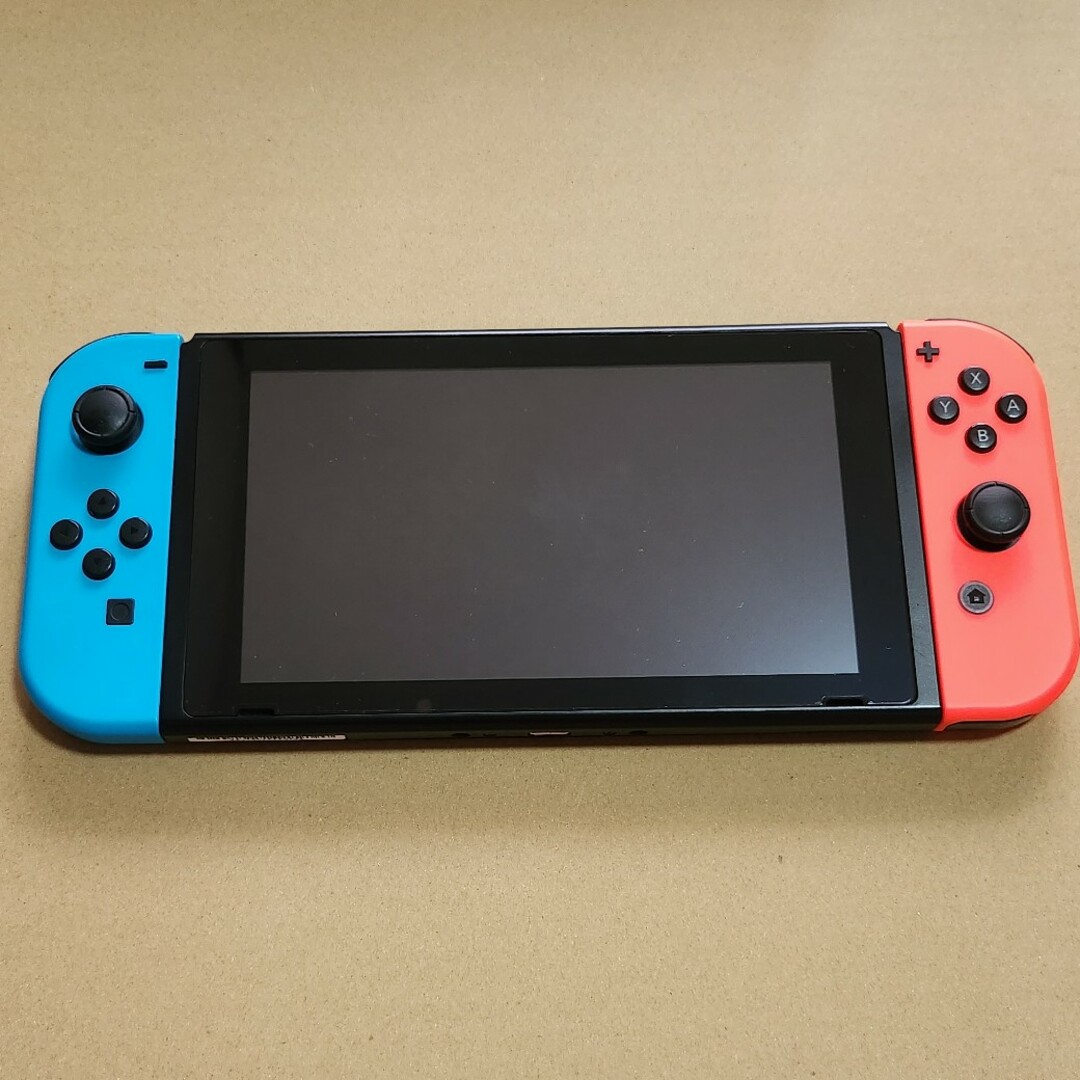 Nintendo Switch(ニンテンドースイッチ)のNintendo Switch 本体　ニンテンドースイッチ エンタメ/ホビーのゲームソフト/ゲーム機本体(家庭用ゲーム機本体)の商品写真