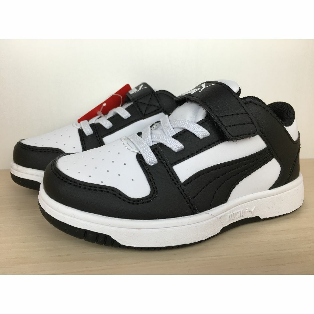 PUMA(プーマ)のプーマ Pm Rebound V PS 靴 18,0cm 新品 (1775) キッズ/ベビー/マタニティのキッズ靴/シューズ(15cm~)(スニーカー)の商品写真