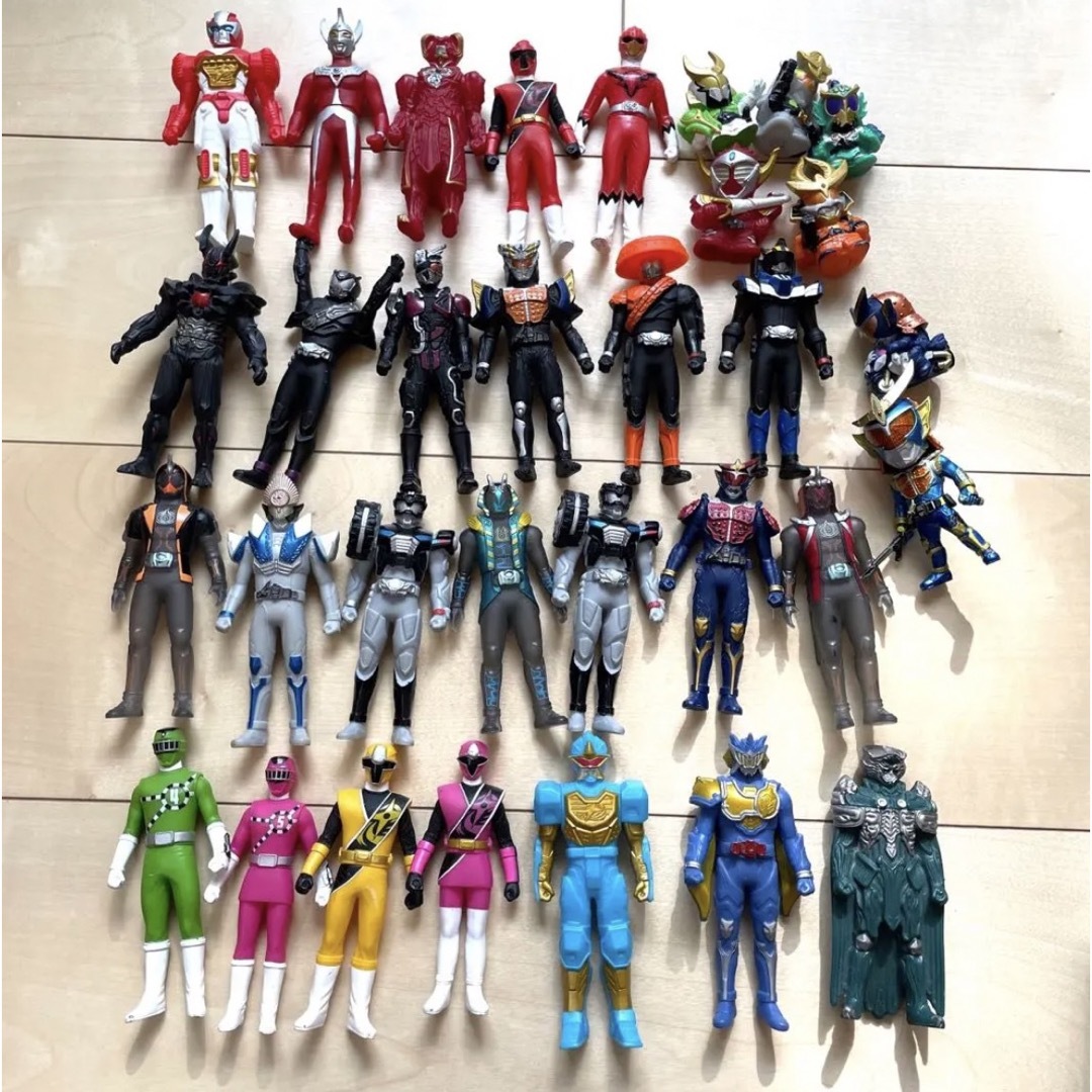 ウルトラマン 仮面ライダー 大量セット おもちゃ フィギュア まとめ売り | フリマアプリ ラクマ