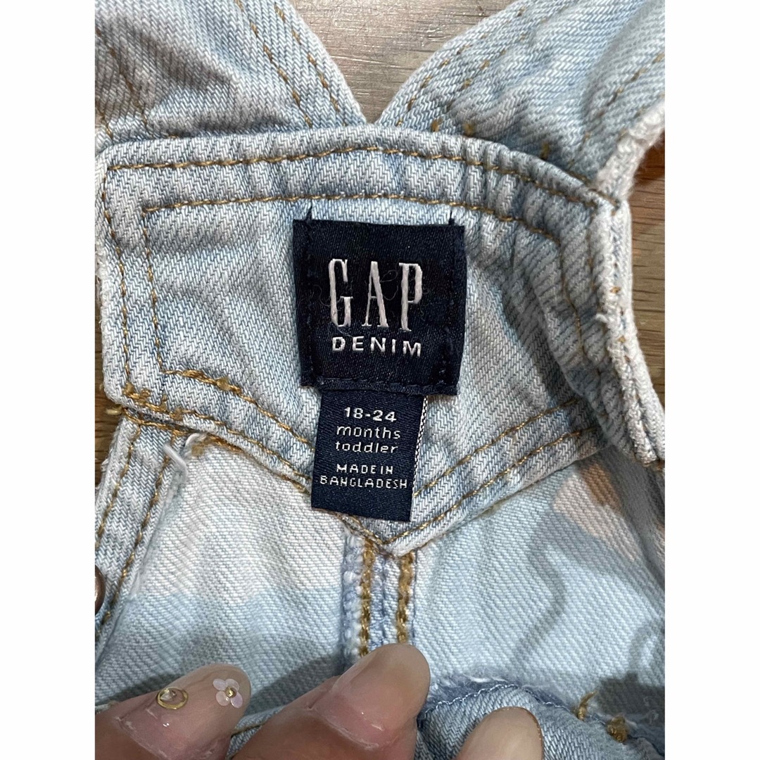 babyGAP(ベビーギャップ)のGAP ベビーギャップ オーバーオール 80 キッズ/ベビー/マタニティのベビー服(~85cm)(カバーオール)の商品写真