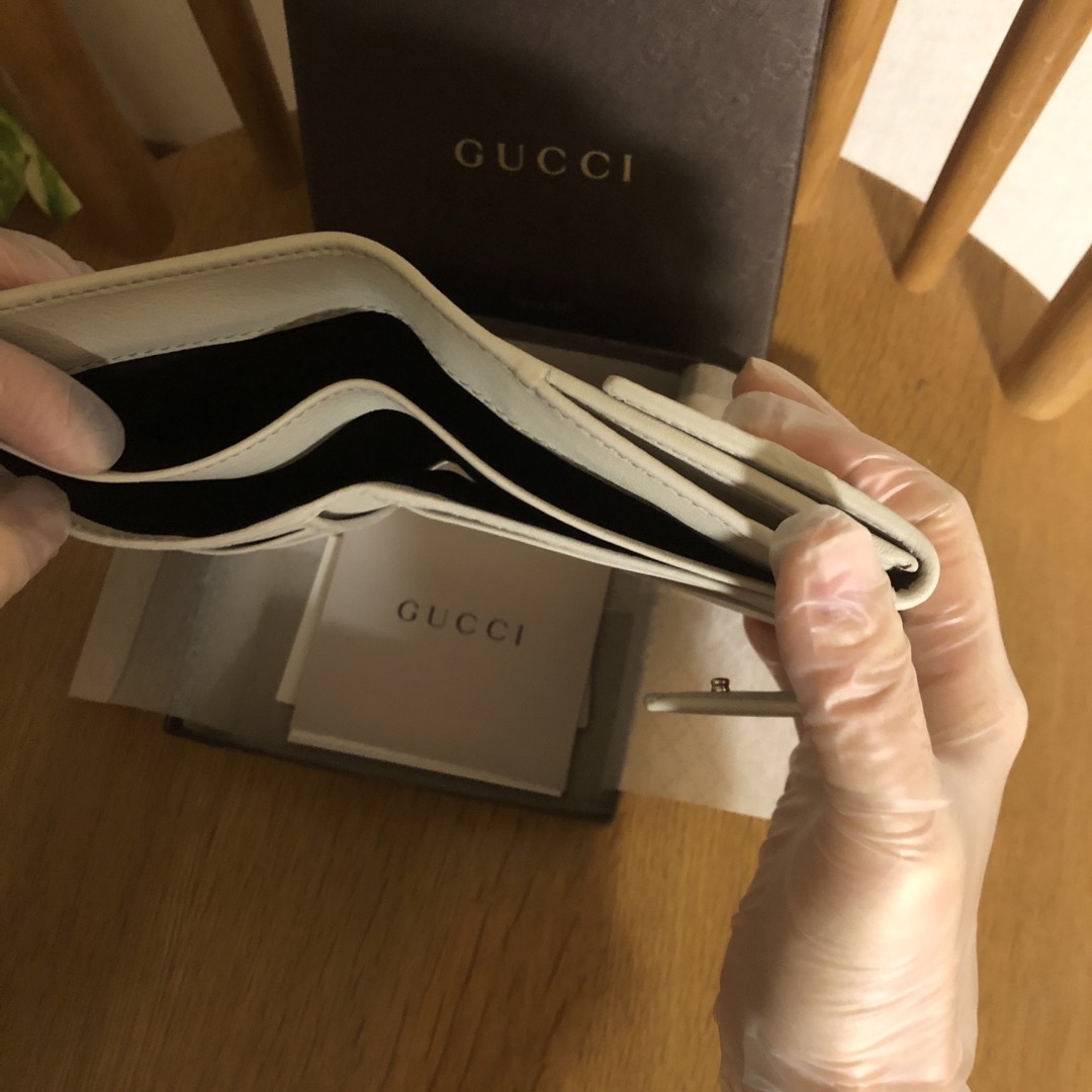 Gucci(グッチ)の【新品箱付き】GUCCI メイフェア 折り財布 リボン オフホワイト GG シマ レディースのファッション小物(財布)の商品写真