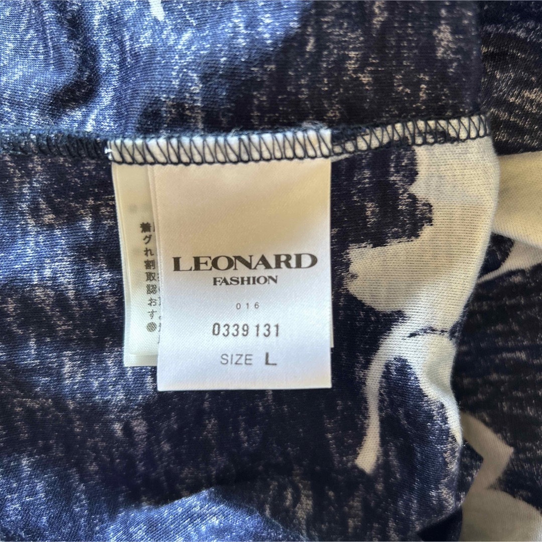 LEONARD(レオナール)のレオナール　トップス　カットソー　サイズ・Ｌ　LEONARD レディースのトップス(Tシャツ(半袖/袖なし))の商品写真