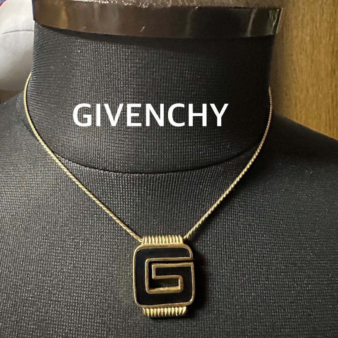 GIVENCHY - GIVENCHY ジバンシー ネックレス Gトップの通販 by BOB