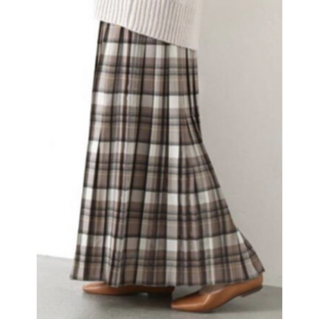 B.C STOCK(ベーセーストック)のライトチェックプリーツスカート・レッド レディースのスカート(ロングスカート)の商品写真