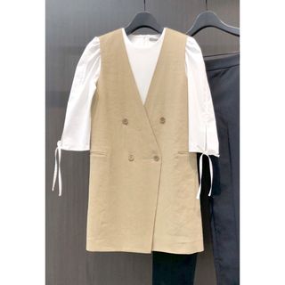 Theory luxe 22ss ロングジレ 335ベージュ