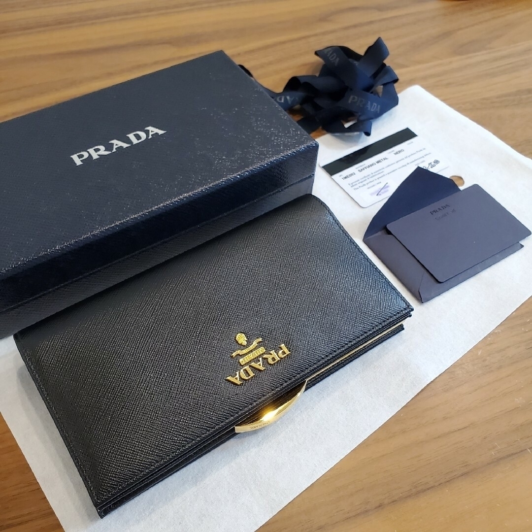 【ちゃーりーさま専用】PRADA SAFFIANO METAL  NERO