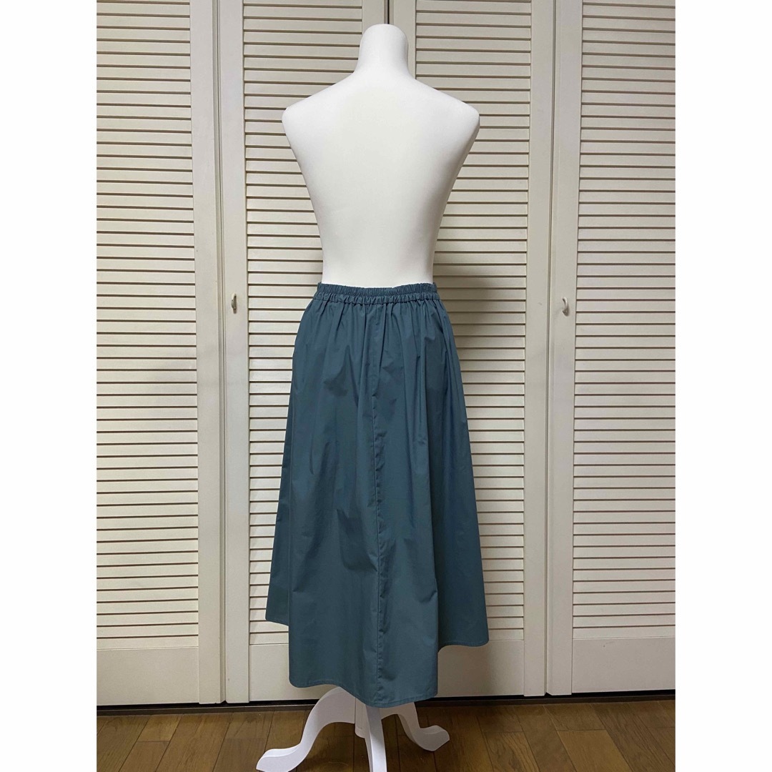GU(ジーユー)のGU  Aラインスカート　フレアスカート　グリーン　ティファニーブルー レディースのスカート(ロングスカート)の商品写真