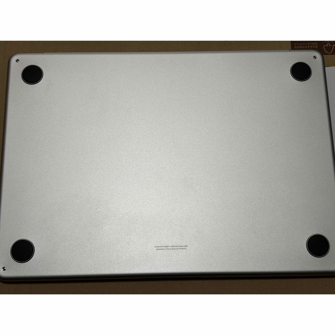 Macbook Air M2 13.6インチ シルバー MLXY3J/A Macbook Air M2 13.6インチ シルバー MLXY3J/A